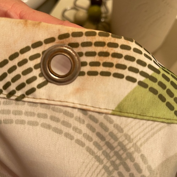 Green Circle Pattern Shower Curtain - Picture 2 of 8